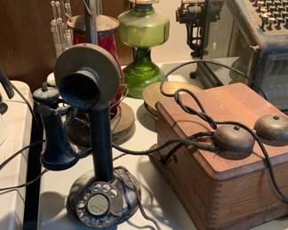 candlestick telephone