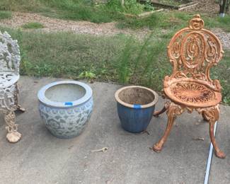 outdoor pots and seating