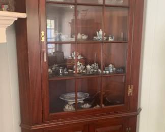  corner cupboard