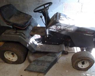 Craftsman riding mower
