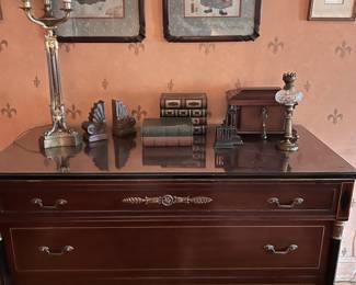 Empire style dresser