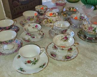 Teacup and saucers collection