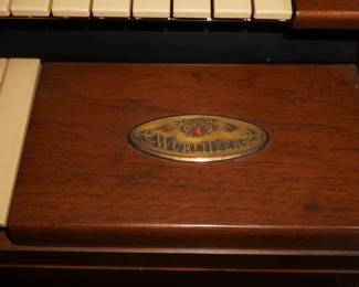 Wurlitzer organ