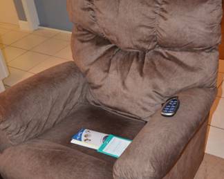 Lazy Boy Electric Recliner