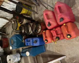 Fuel cans 