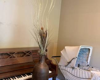 #17	Tall Floral Arrangement in Tall Vase - 68" Tall	 $75.00 			
