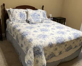 #22	Wood Headboard Only - queen Size Headboard	 $150.0		
#24	Mattress & Boxsprings Pillowtop w/hollywood Frame 	 $150.00 			
