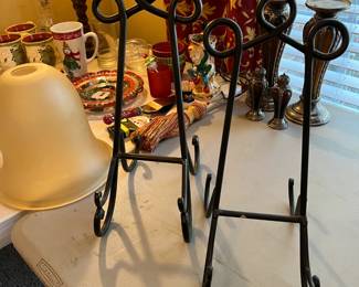 #44	Black Metal Art Easel - set of 2 - 16" Tall	 $30.00 			

