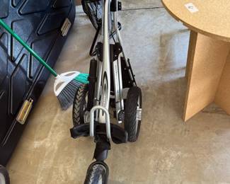 #153	BagBoy Pull Behind Golf Caddy - Chrome	 $40.00 			
