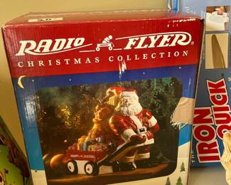 #159	Radio Flyer Cookie Jar "Christmas collection of Santa"	 $20.00 			
