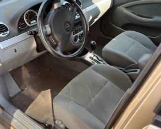 #161	2005 Suzuki Forenza - Garage Kept - Mileage 51,750 - Taking Offers Till Friday -at noon  4 door, AC Working, Cloth Interior, wagon 		