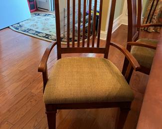 #4	table	Wood mid century style dining table with 6 arm chairs and 2 leaves 68-90x42x30	 $375.00 			
