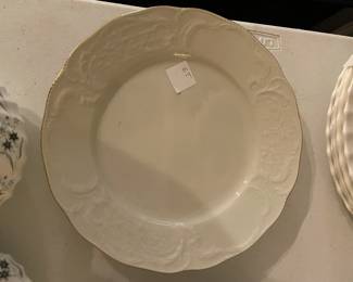 #168	ET	Rosenthal classic white square bowl and plater	 $30.00 			
