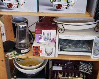 Kitchen items - Toasters