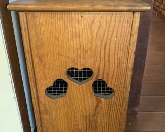Lift Top Country Box with Hearts