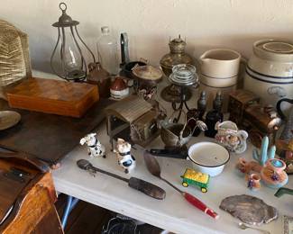 Country Collectibles