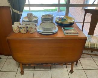 Drop Leaf Table