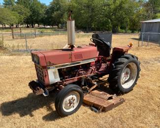 International 284 Tractor