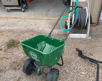 Garden Spreader