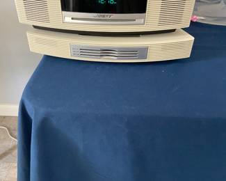 Bose radio & cd player
