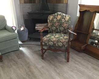 Beautiful solid wood arm chair