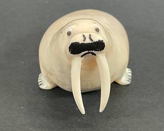 Lg Intuit carved Walrus - Signed Joseph Iyabuk