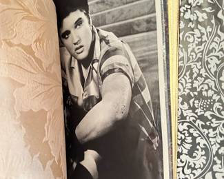 Elvis photo