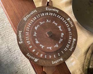 Dial Perpetual Calendar Wooden Hanging Rotating Wheels Days Dates Months