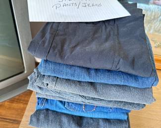 Women’s pants size 12