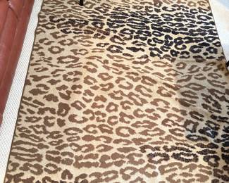 leapord print rug