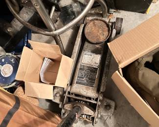 car jack