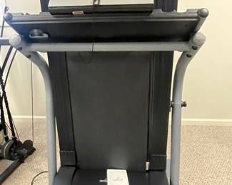 Nordic Track EXP2000i Treadmill