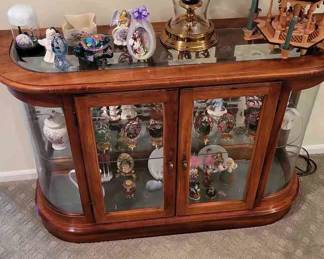 Pulaski Furniture Lighted Console Table with Glass Top