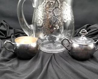 Vintage Pitcher, Creamer, And Covered Sugar Bowl09 9uj4Tm