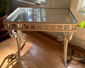 RF5 - $40.  Iron Base Side Table. Measures 14.5" deep x 22" wide x 19.5" tall. Excellent vintage condition - very sturdy. 