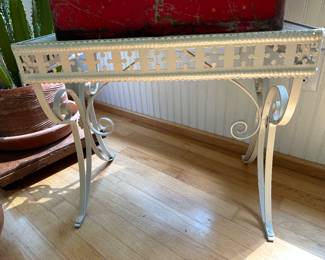 RF5 - $40.  Iron Base Side Table. Measures 14.5" deep x 22" wide x 19.5" tall. Excellent vintage condition - very sturdy. 