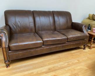 RF6 - $550 Palmer Home leather couch. 7' long