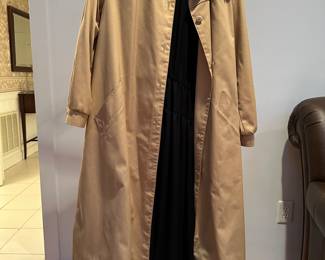 RC7 - $15 Ladies London Fog