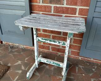 RP88 - $20. Small rustic side table. 