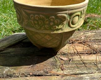 RP85 - $30 Vintage Planter