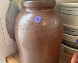 RD32 - $20 Pottery Crock