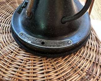 RD30 - Hunter Fan Model CG-16. 18" wide. 