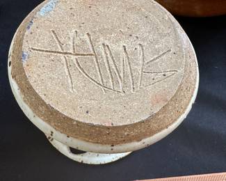 RD89 - $15 Pottery toothbrush holder. 