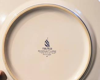 Nautica Signature Dinnerware