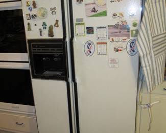 GE Side-by-side fridge