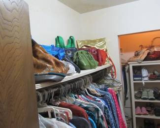 HUGE SELECTION of ladies’ fashions
-	Blouses, shirts, t-shirts, skirts, pants, jackets, outerwear, sweatshirts, jeans, shoes, sandals, purses, shawls, belts, gloves, scarves, nightwear, bras, underwear(new), socks, & more!
