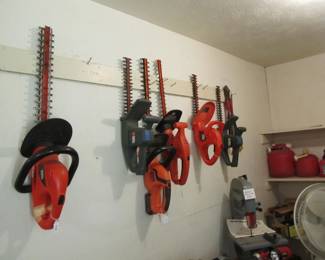 The tools!!! Heck yeah!  We have tons of power tools, yard tools, hand tools, antique tools, workbenches, ladders, toolboxes, storage bins, & more. Black & Decker, Skil, Ryobi, Craftsman, & more!