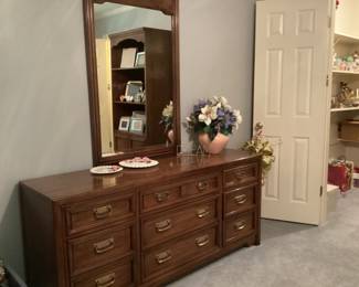 Matching Thomasville dresser