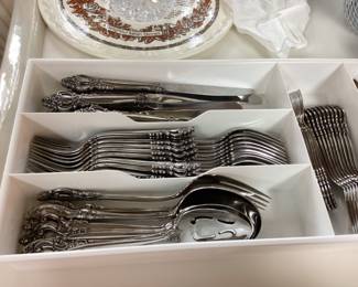 Stainless silverware like new