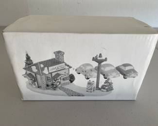 Dept 56 Snow Village Village Used Car Lot